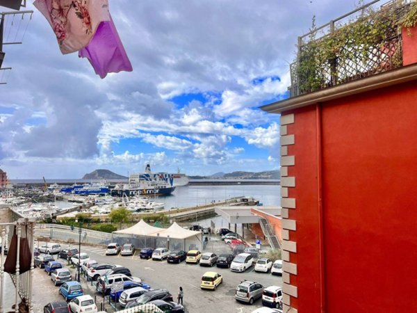 appartamento in affitto a Pozzuoli
