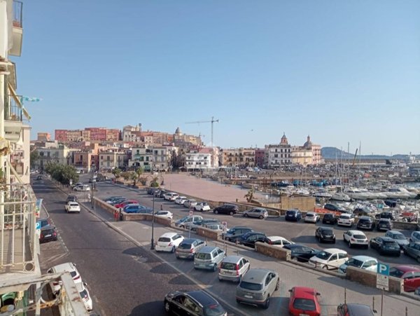 ufficio in affitto a Pozzuoli