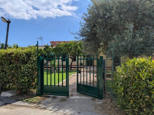 casa indipendente in affitto a Pozzuoli