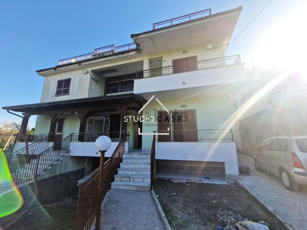 casa indipendente in affitto a Pozzuoli