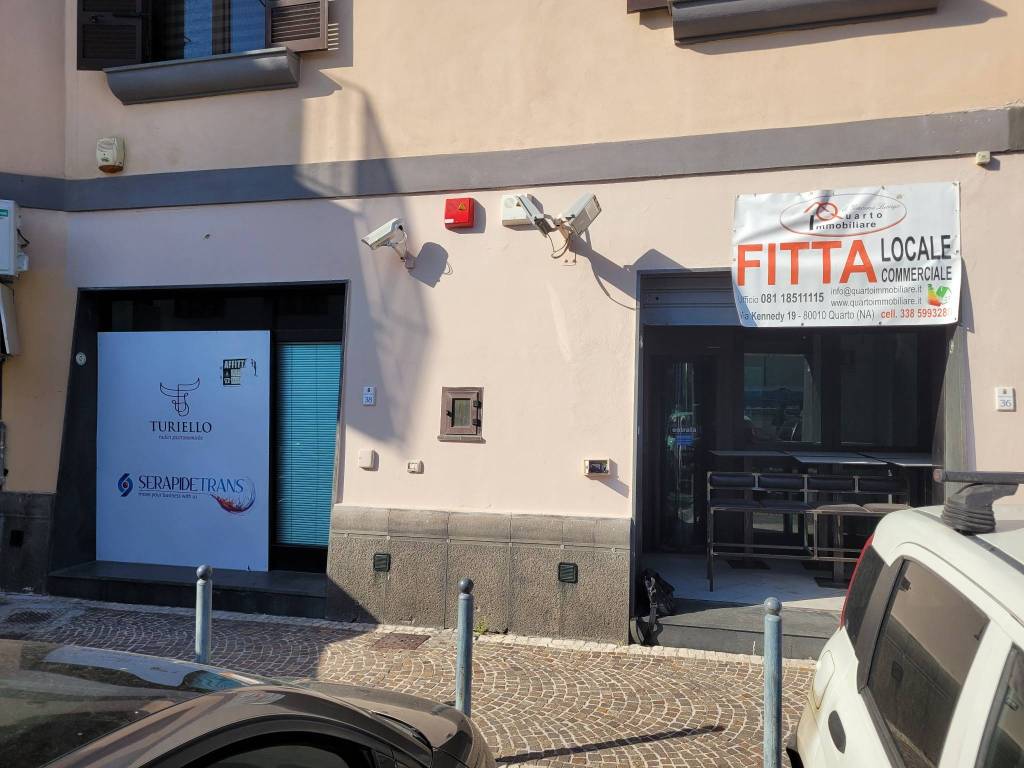 negozio in affitto a Pozzuoli