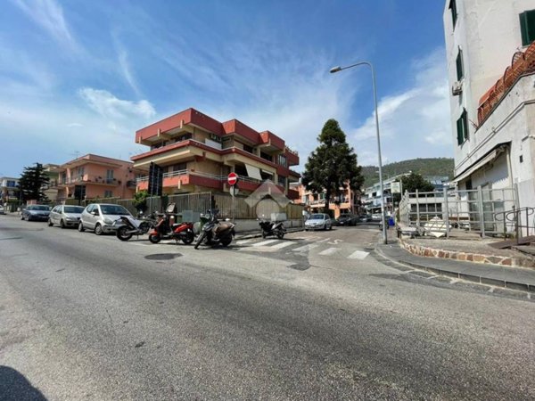 appartamento in affitto a Pozzuoli in zona Arco Felice