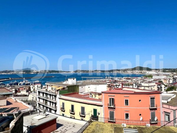 appartamento in affitto a Pozzuoli