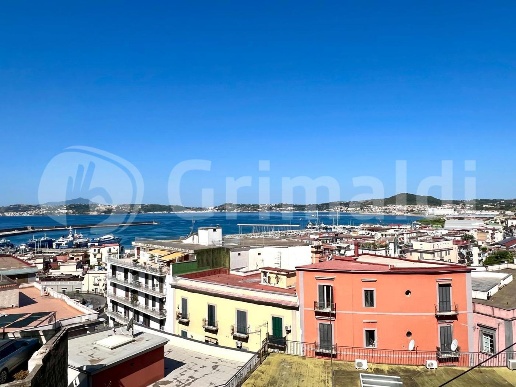 appartamento in affitto a Pozzuoli