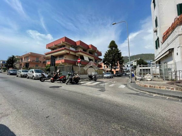 appartamento in affitto a Pozzuoli in zona Arco Felice