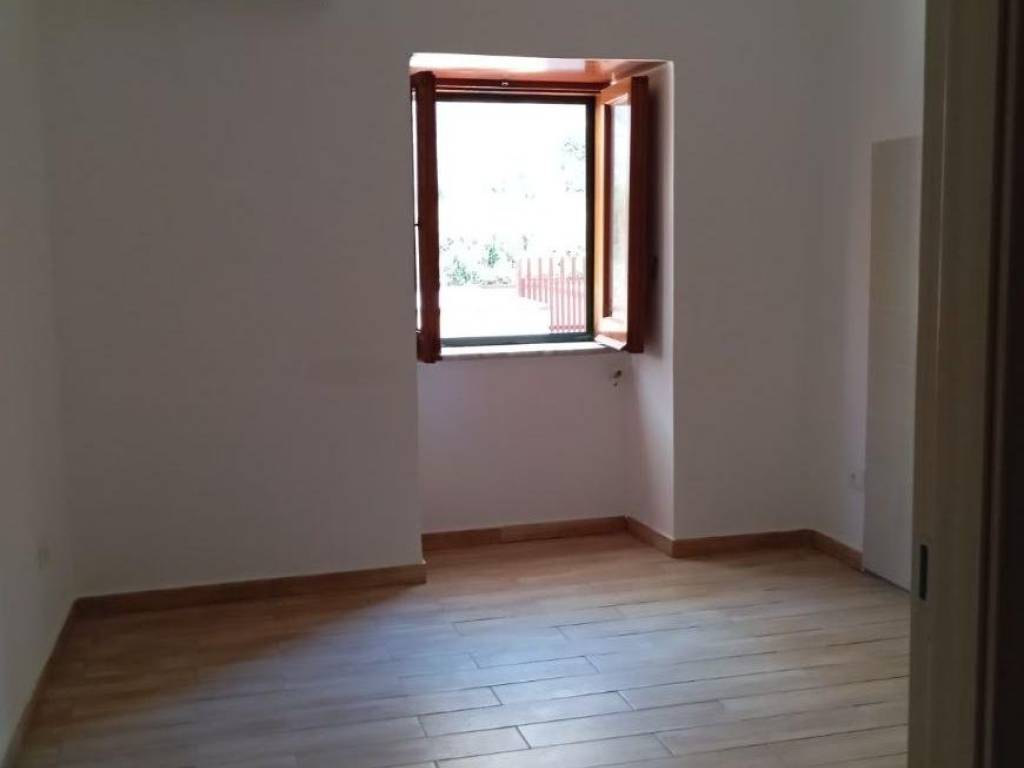 appartamento in affitto a Pozzuoli
