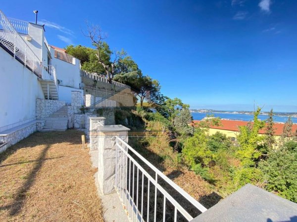 casa indipendente in affitto a Pozzuoli in zona Solfatara