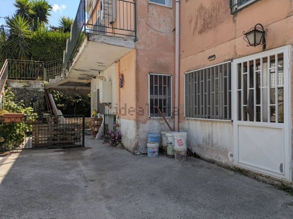 appartamento in affitto a Pozzuoli in zona Lucrino