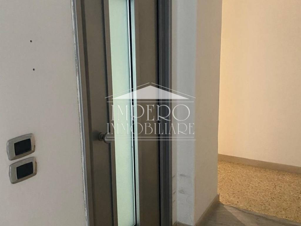 ufficio in affitto a Pozzuoli in zona Arco Felice