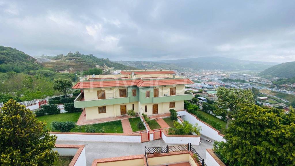 casa indipendente in affitto a Pozzuoli