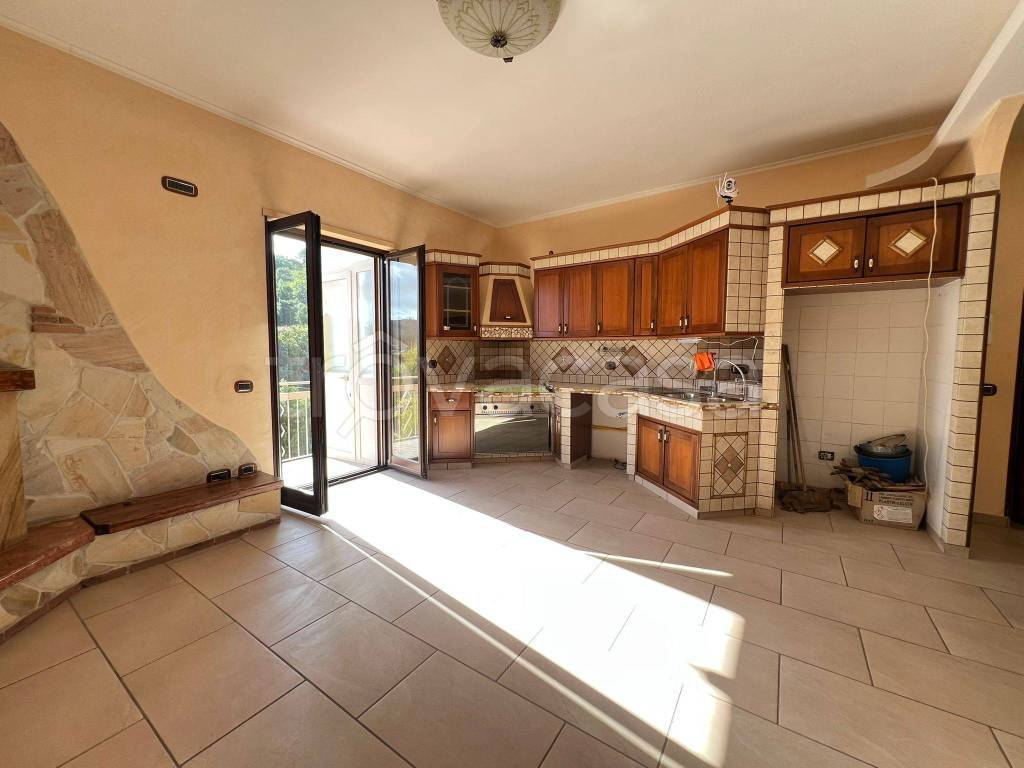 appartamento in affitto a Pozzuoli in zona Arco Felice