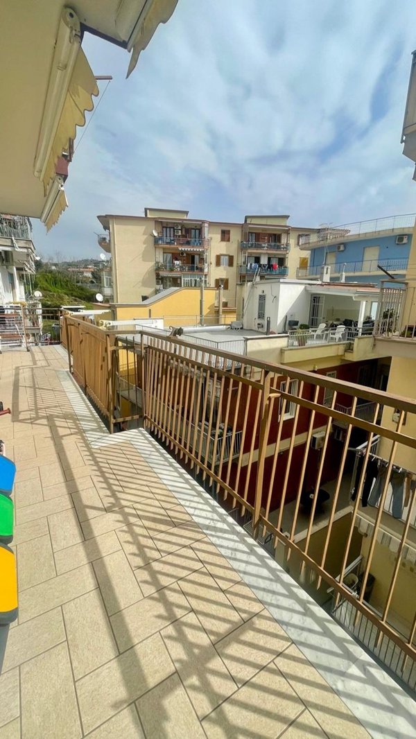 appartamento in affitto a Pozzuoli