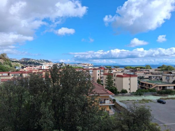 monolocale in affitto a Pozzuoli in zona Arco Felice