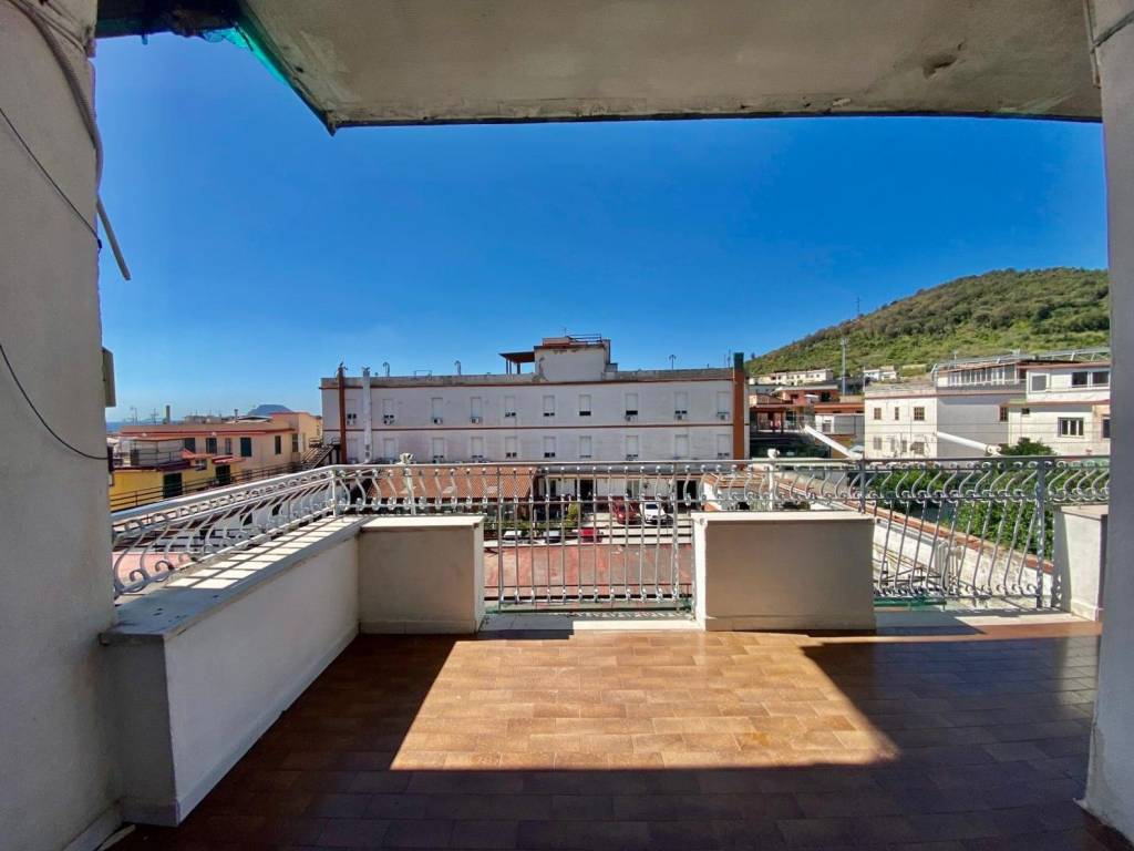 appartamento in affitto a Pozzuoli in zona Arco Felice