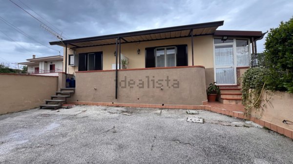 appartamento in affitto a Pozzuoli