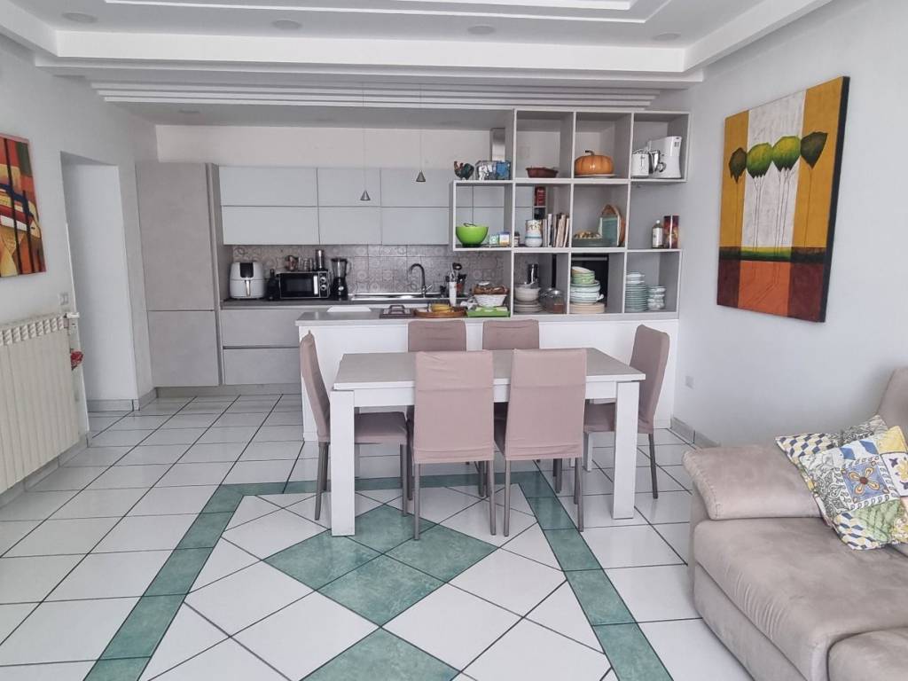 appartamento in affitto a Pozzuoli