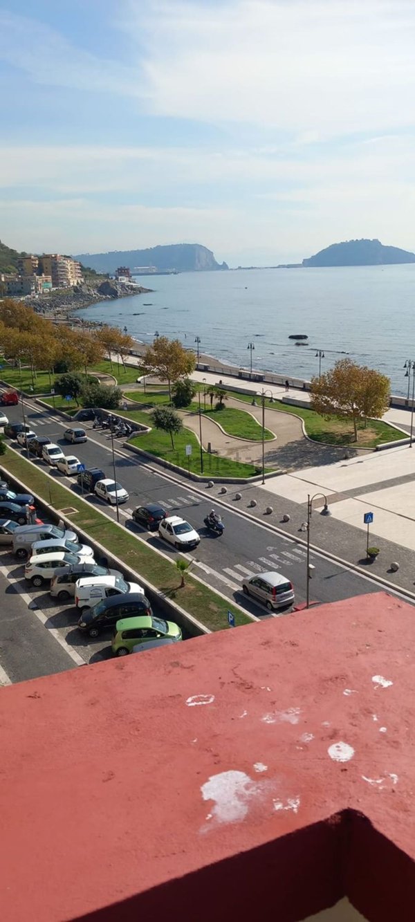 appartamento in affitto a Pozzuoli