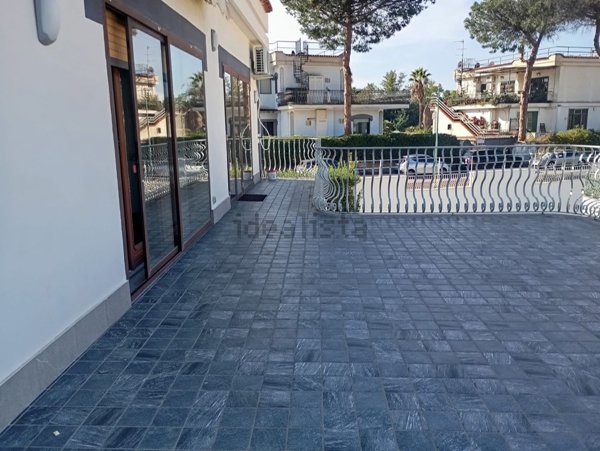 casa indipendente in affitto a Pozzuoli in zona Arco Felice