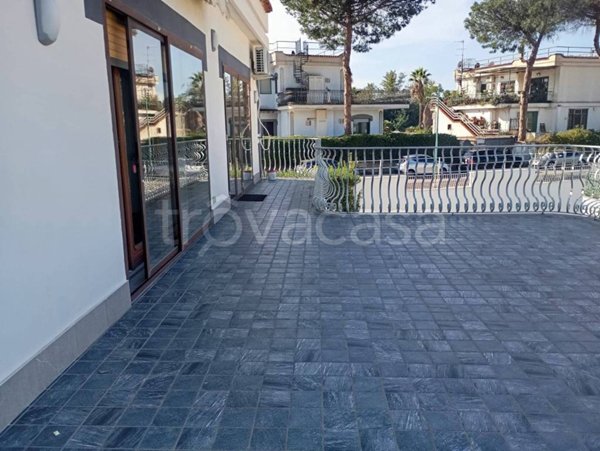 casa indipendente in affitto a Pozzuoli in zona Arco Felice