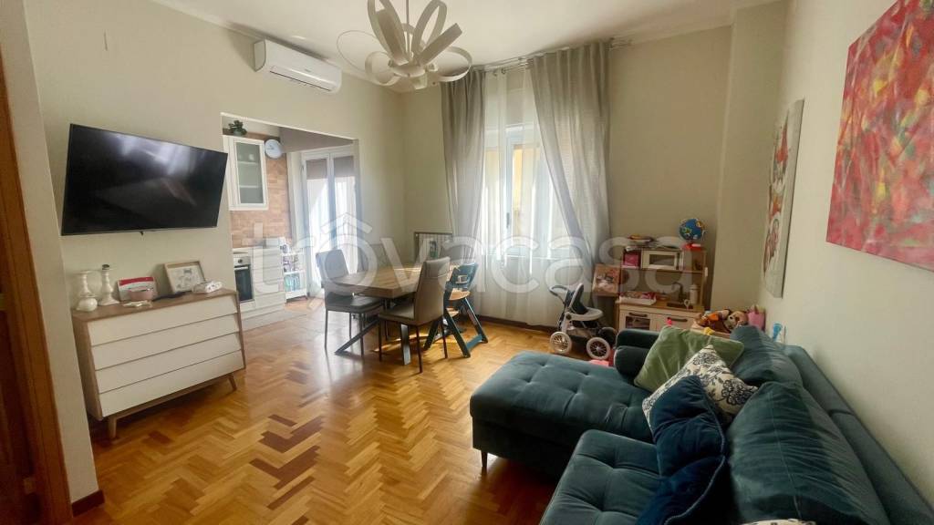 appartamento in affitto a Pozzuoli