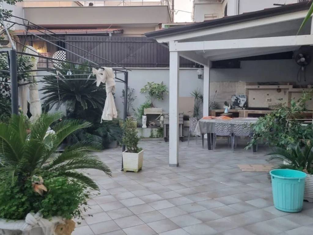 appartamento in affitto a Pozzuoli