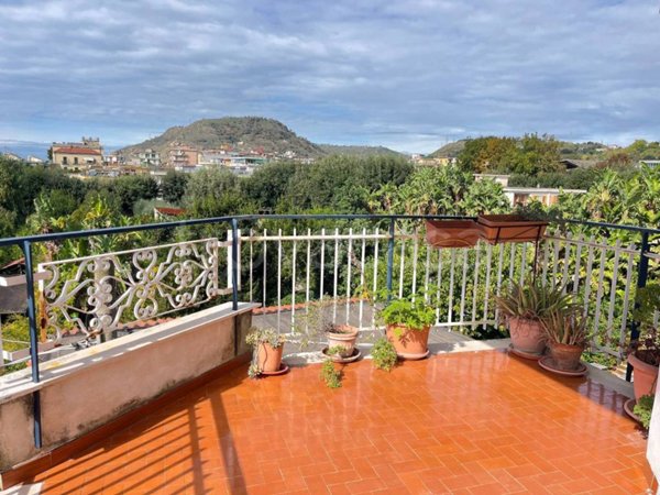 appartamento in affitto a Pozzuoli