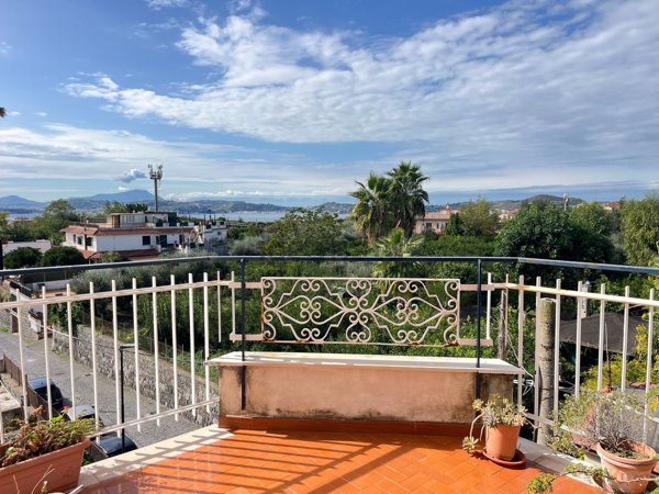 appartamento in affitto a Pozzuoli