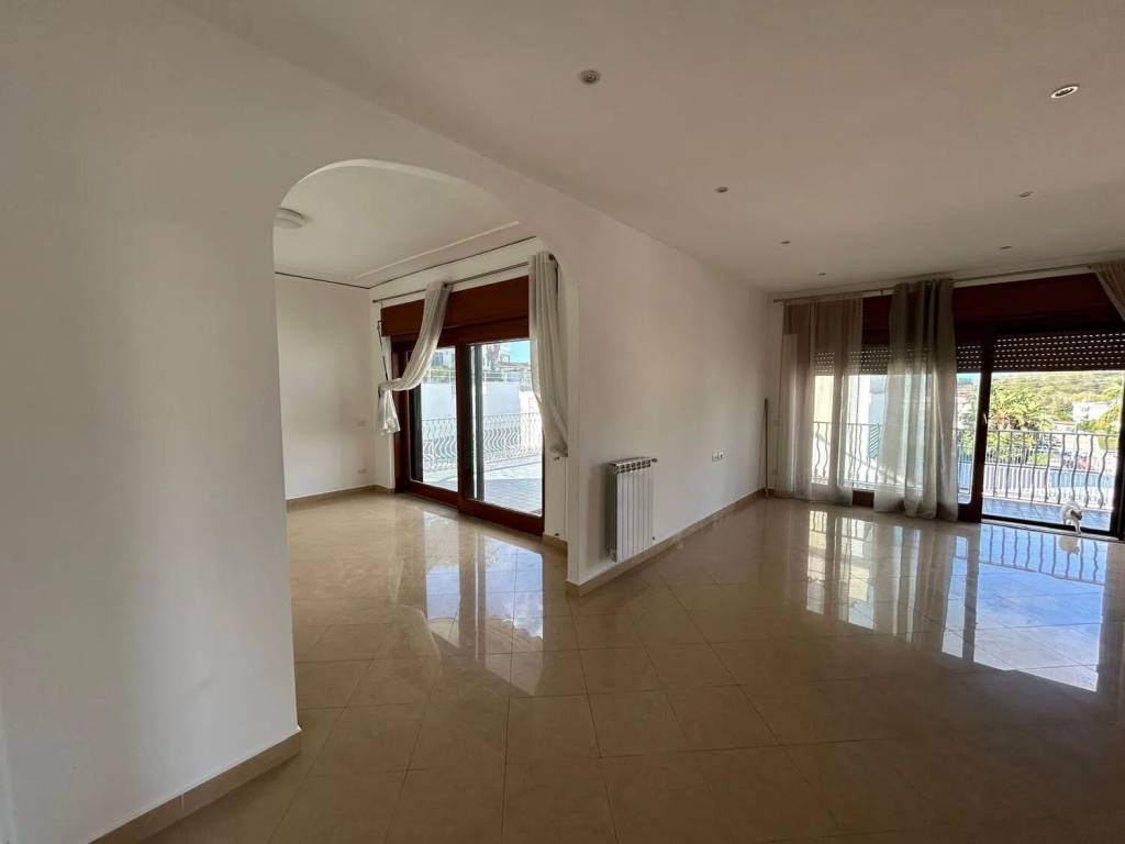 casa indipendente in affitto a Pozzuoli