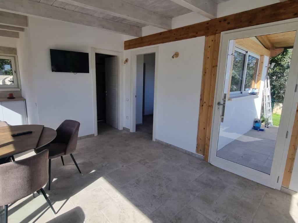 casa indipendente in affitto a Pozzuoli in zona Lucrino