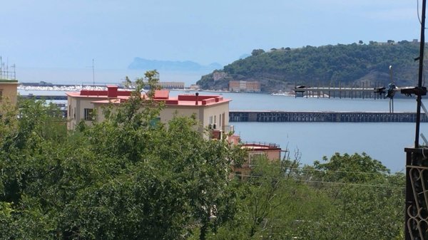 appartamento in affitto a Pozzuoli
