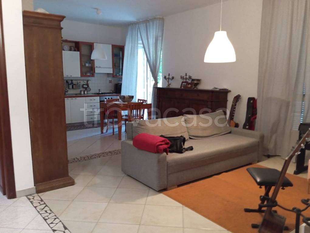 appartamento in affitto a Pozzuoli in zona Solfatara