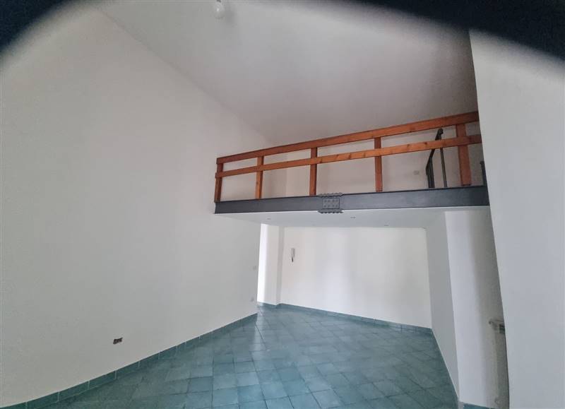 appartamento in affitto a Pozzuoli
