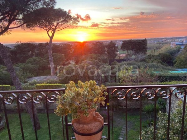 casa indipendente in affitto a Pozzuoli in zona Cuma