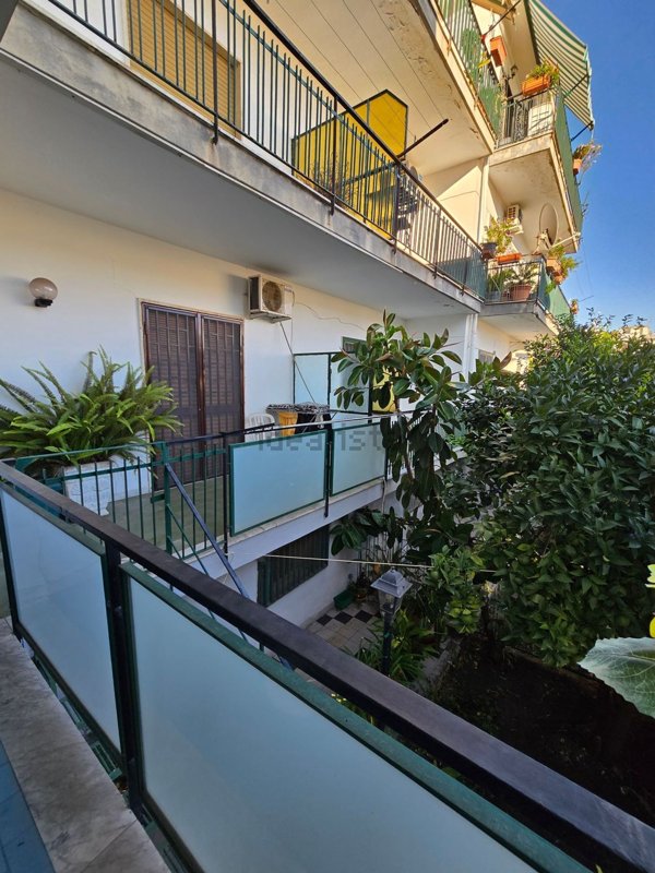 appartamento in affitto a Pozzuoli