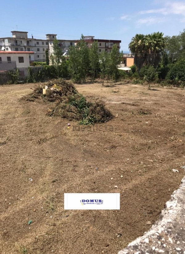 terreno edificabile in affitto a Pozzuoli in zona Monterusciello