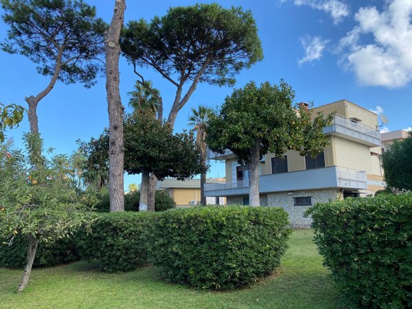 casa indipendente in affitto a Pozzuoli