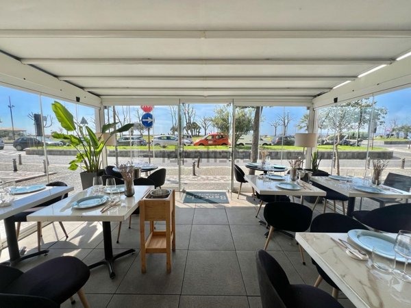 negozio in affitto a Pozzuoli