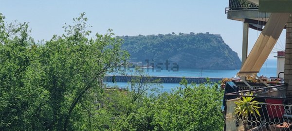 appartamento in affitto a Pozzuoli