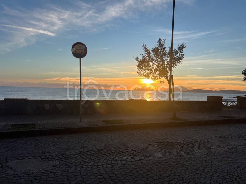 appartamento in affitto a Pozzuoli