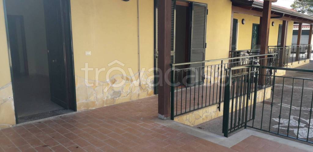 appartamento in affitto a Pozzuoli in zona Monterusciello