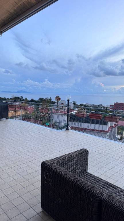 appartamento in affitto a Pozzuoli in zona Solfatara