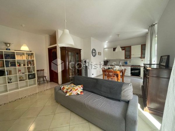 appartamento in affitto a Pozzuoli in zona Solfatara