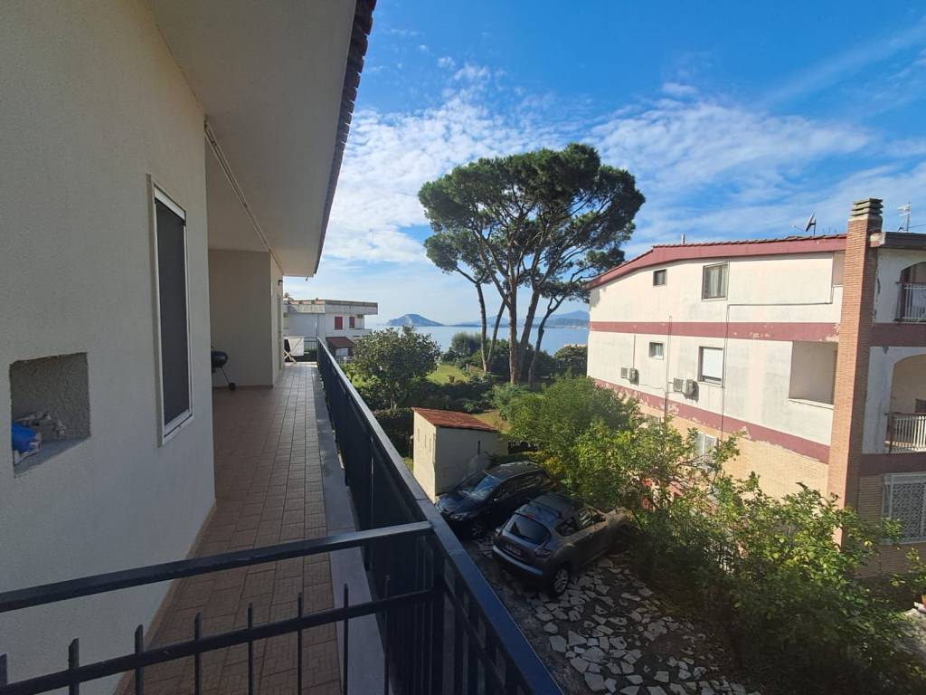 appartamento in affitto a Pozzuoli