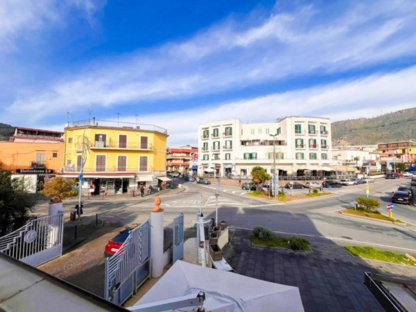 appartamento in affitto a Pozzuoli in zona Arco Felice