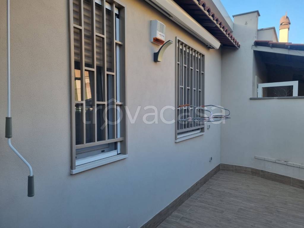 appartamento in affitto a Pozzuoli in zona Toiano