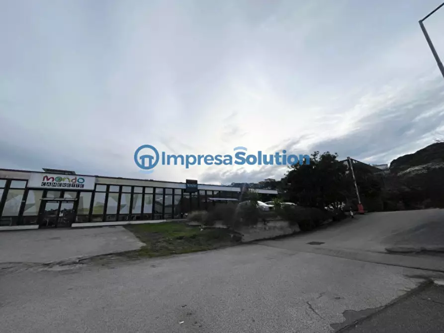 ufficio in affitto a Pozzuoli