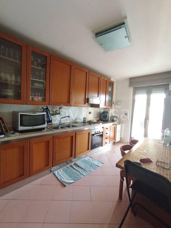 appartamento in affitto a Pozzuoli in zona Monterusciello