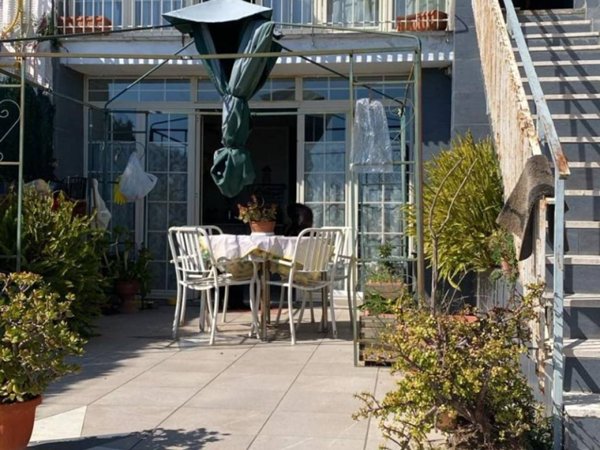 casa indipendente in affitto a Pozzuoli in zona Lucrino