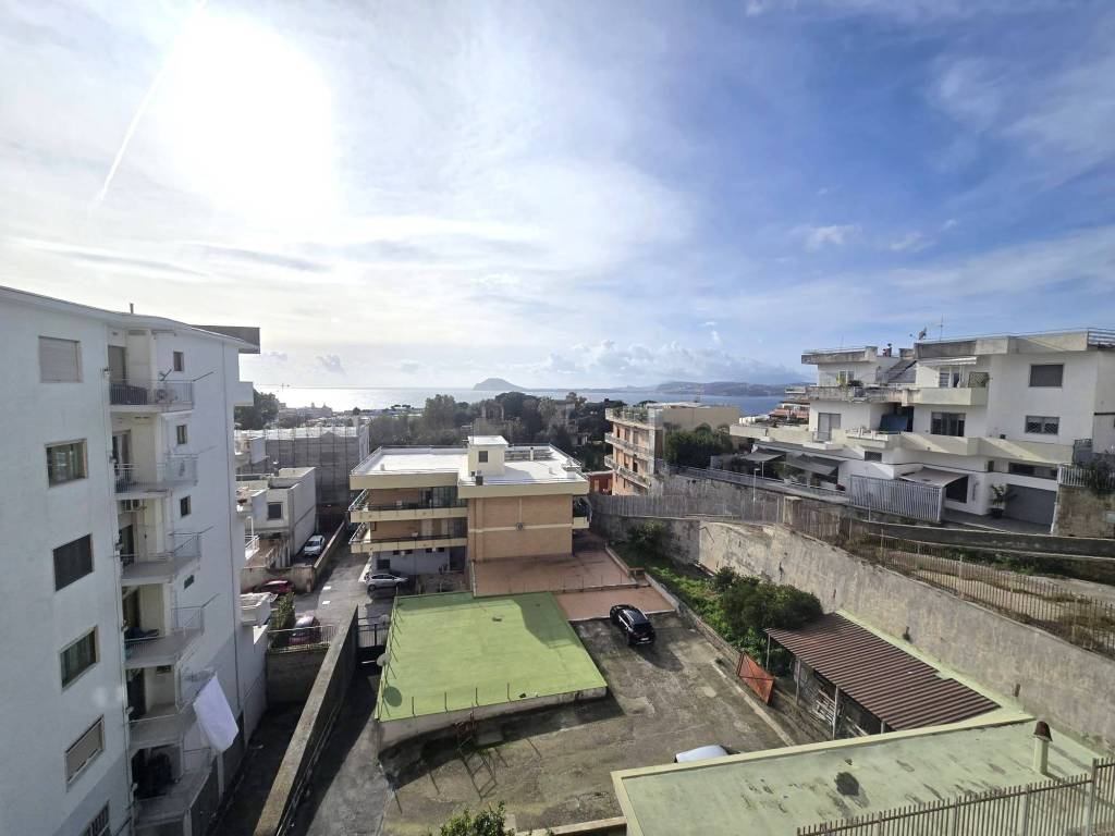 appartamento in affitto a Pozzuoli
