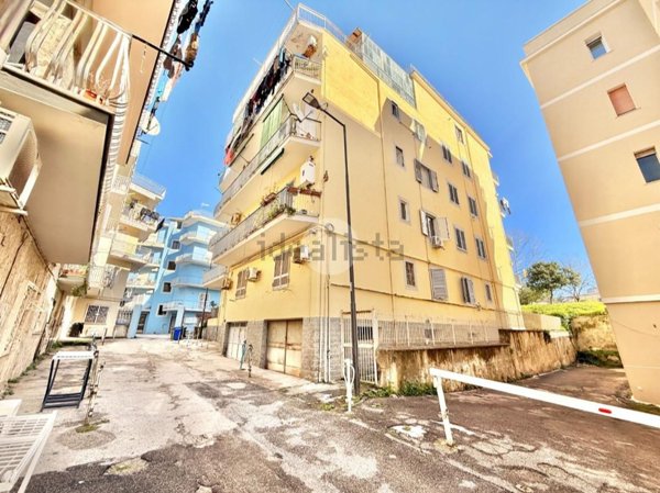 appartamento in affitto a Pozzuoli